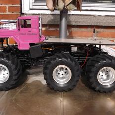 Lastbiler 1/16 Pink Poisen Tamiya G6-01 (WPL Body)
