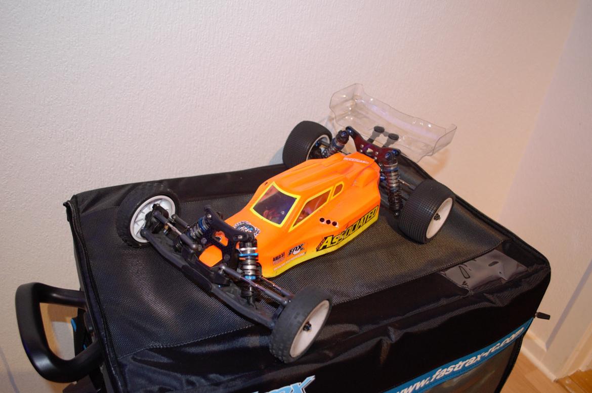 Bil Buggy Team Associated RC10 B6 billede 1