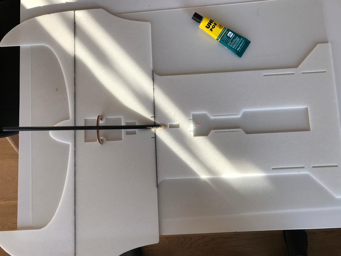 Fly Graupner Hydro-Plane - Mange dele skal limes billede 2