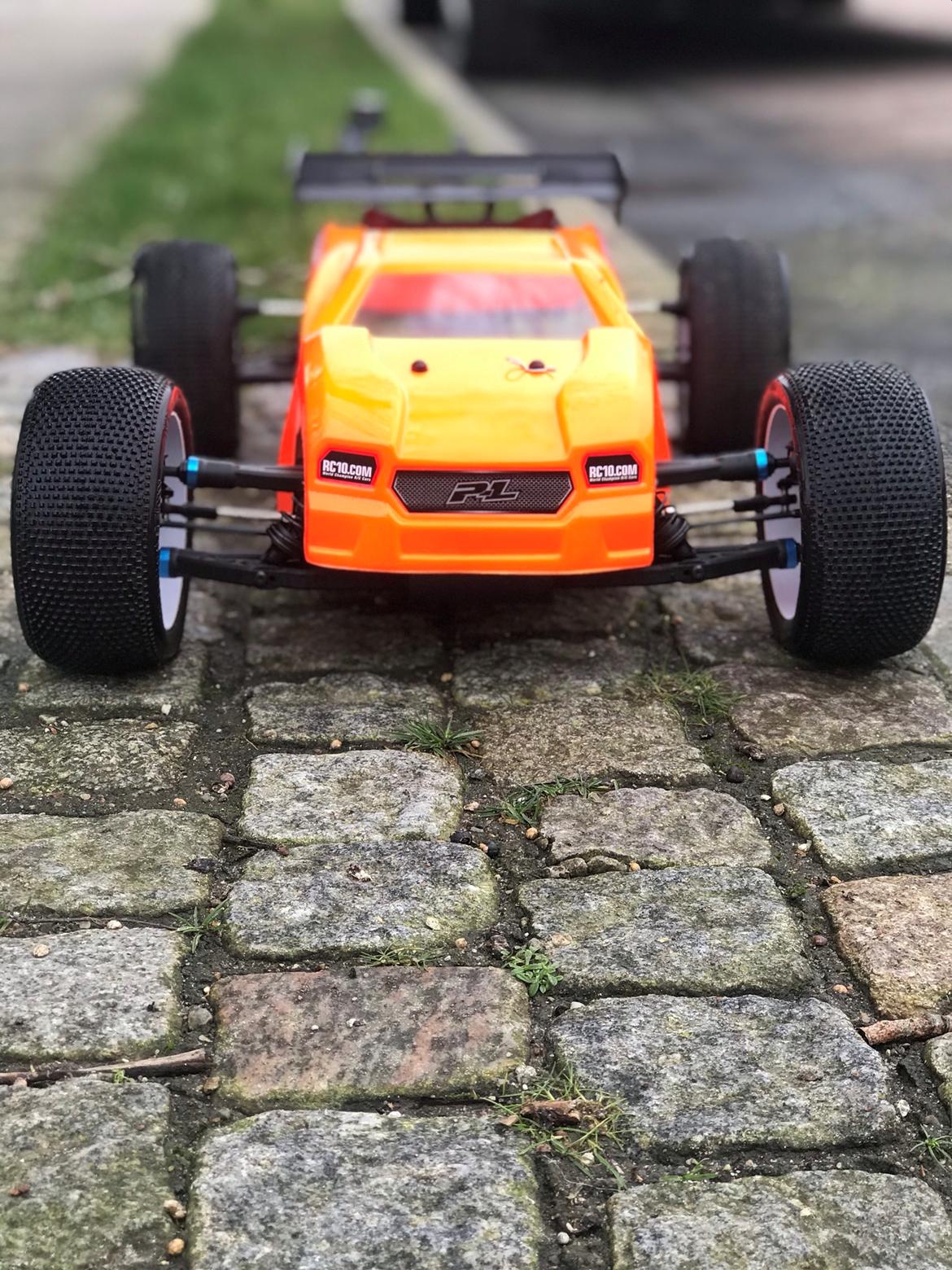 Bil AE RC8T3.1E billede 2