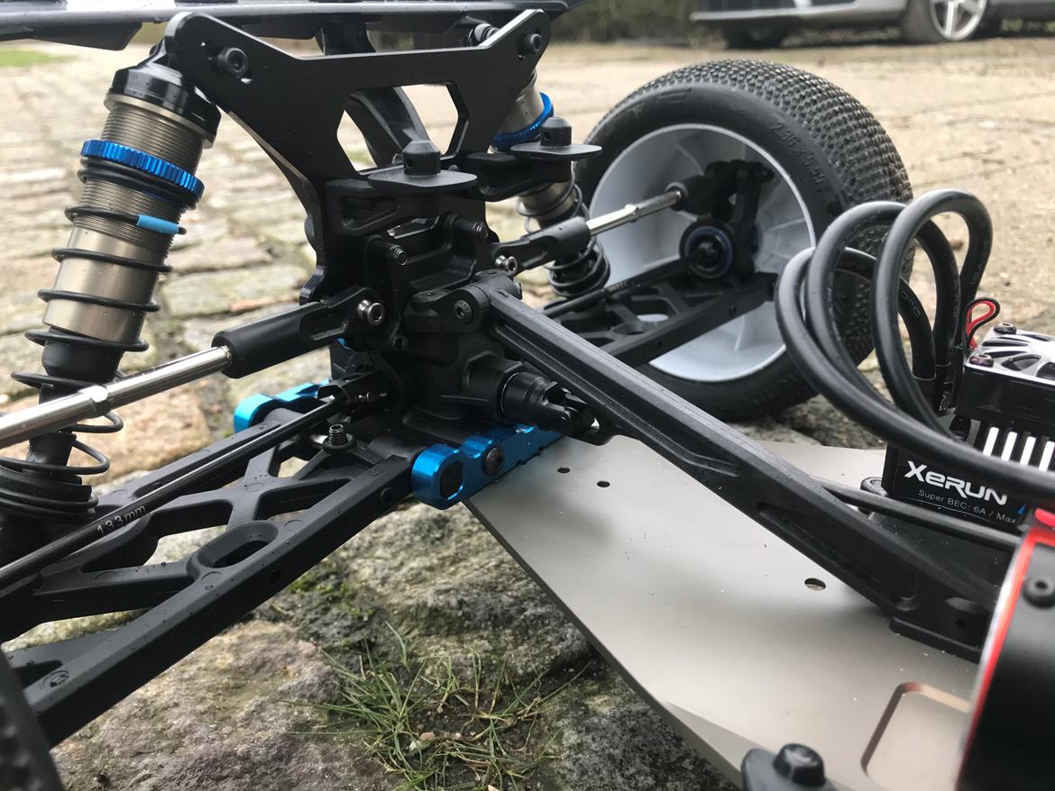 Bil AE RC8T3.1E billede 5