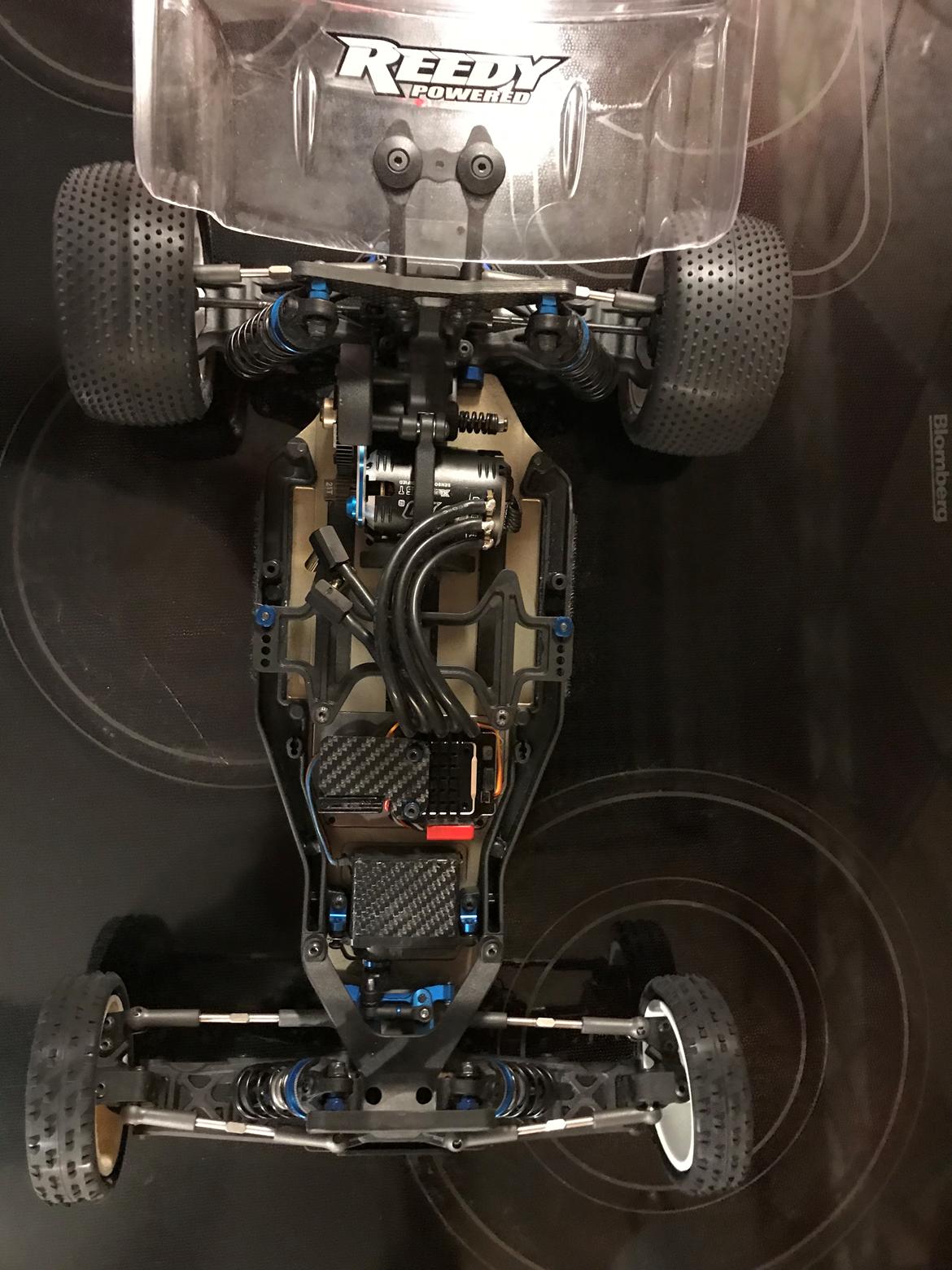 Buggy Team Associated RC10B6.1 billede 5