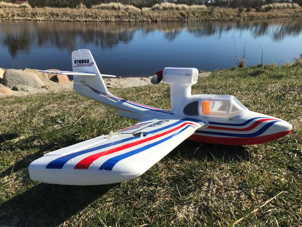 Fly Coota Amphibian - Klar til en tur på søen billede 12