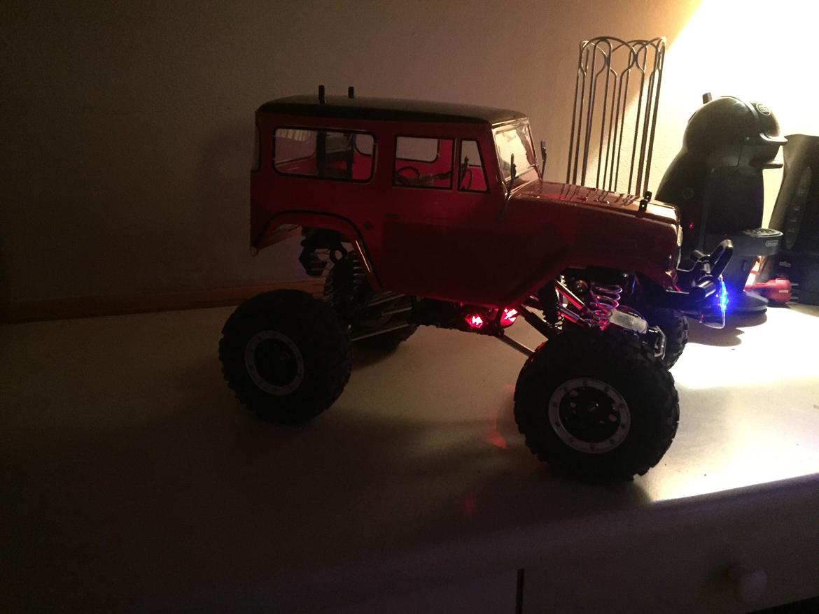 Off-Roader Tamiya cr01 Toyota landcruiser  billede 7