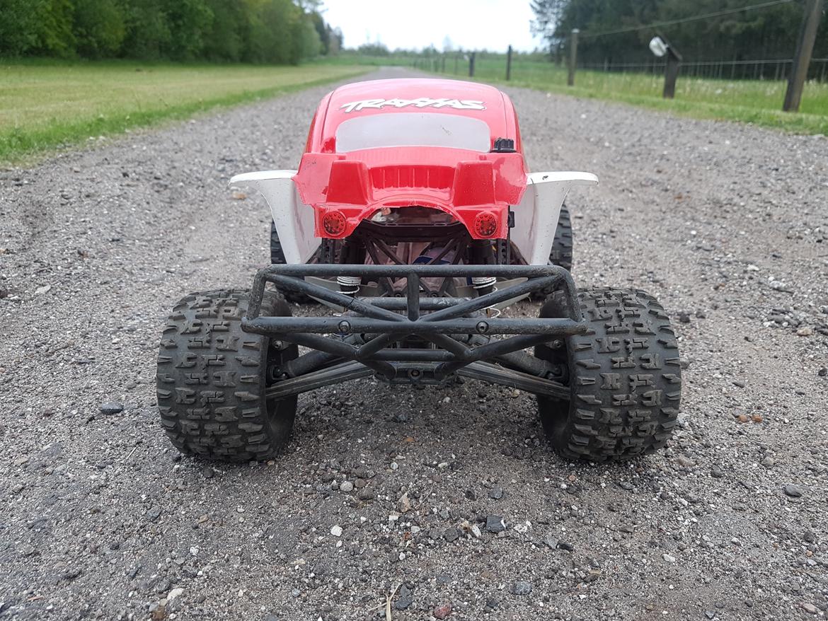 Truck Traxxas monster slash 4x4 tsm solgt billede 7