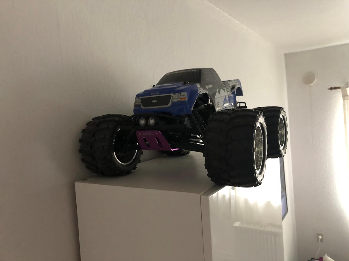 Truck HPI Savage 4wd 4,6 konverteret billede 6