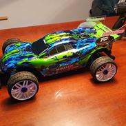 Bil Rustler 4x4