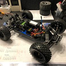 Bil Jato 3,3 brushless 