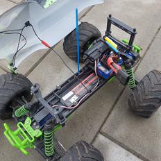 Truck Traxxas Grave digger 