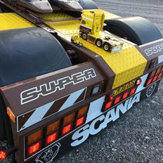 Lastbiler Tamiya Scania