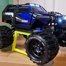 Truck Traxxas Summit