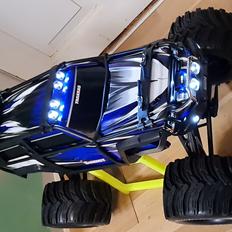 Truck Traxxas Summit