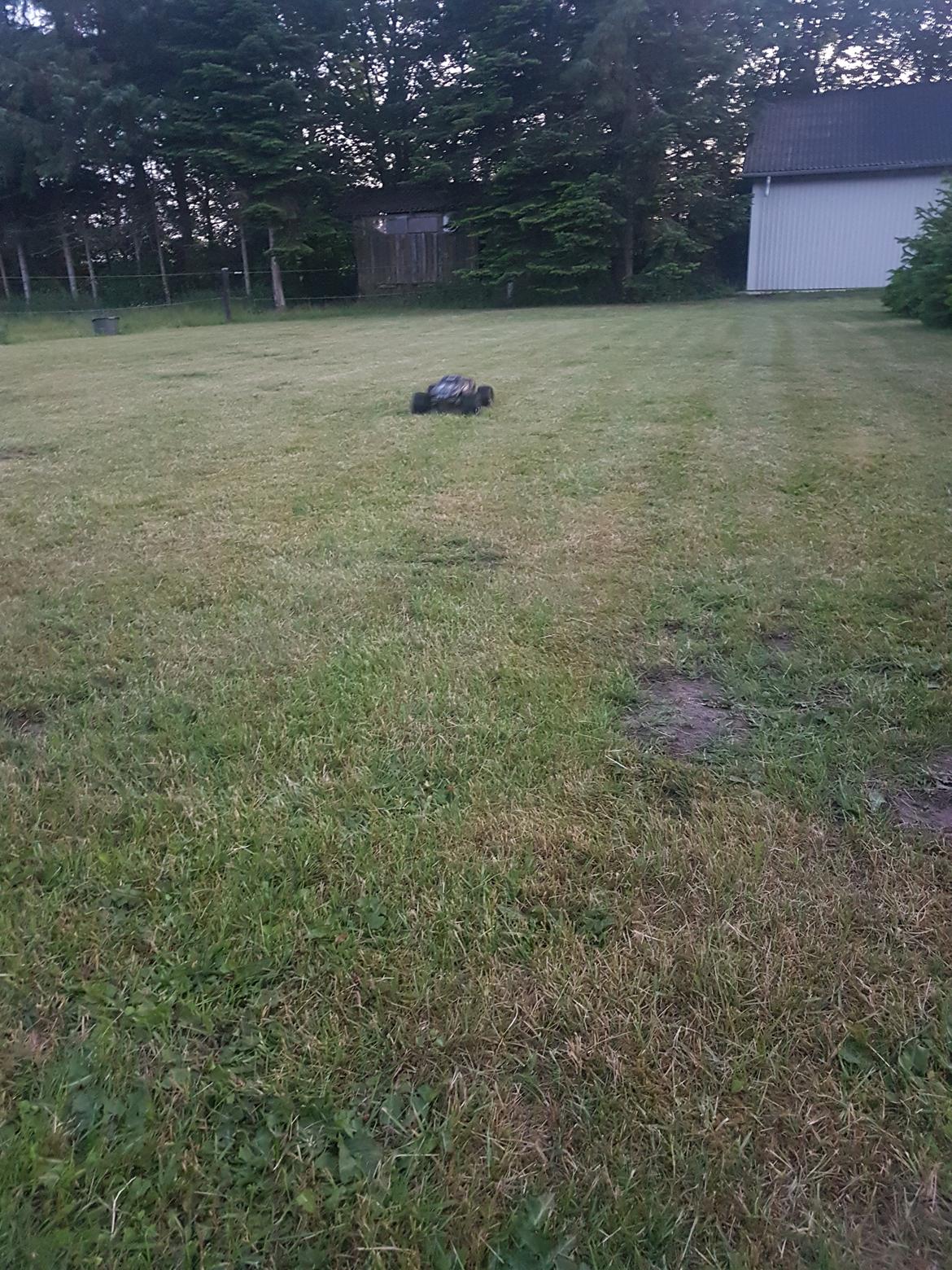 Truck Traxxas e-maxx brushless  billede 6