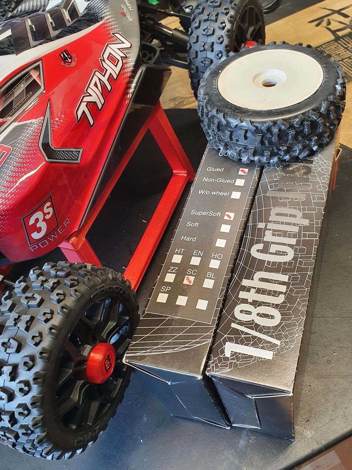 Buggy Arrma Typhon 3S BLX billede 18