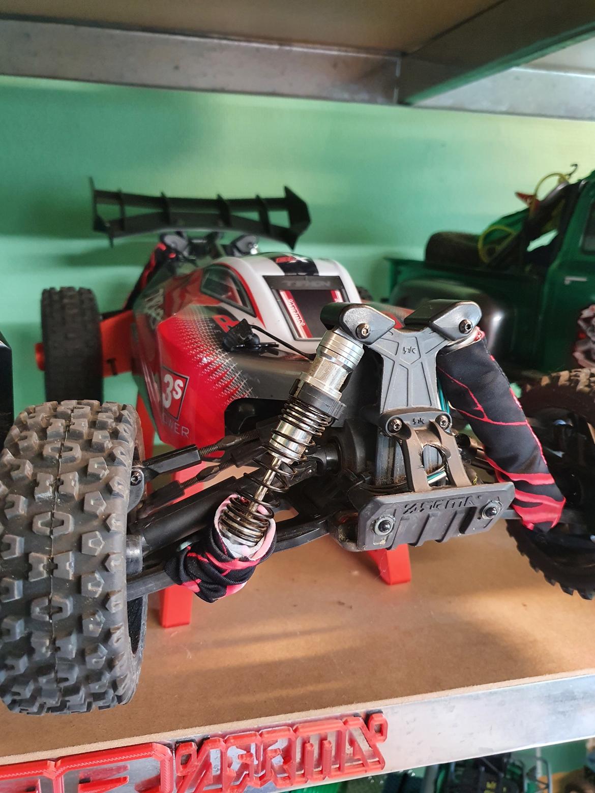 Buggy Arrma Typhon 3S BLX billede 22