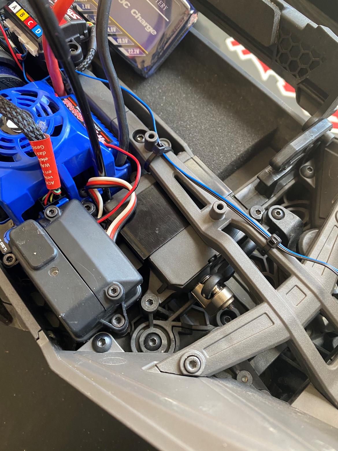 Bil Traxxas Maxx billede 6