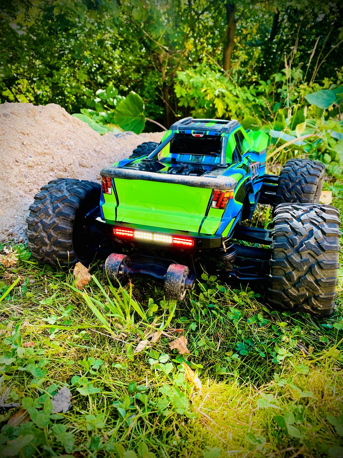 Bil Traxxas Maxx billede 8