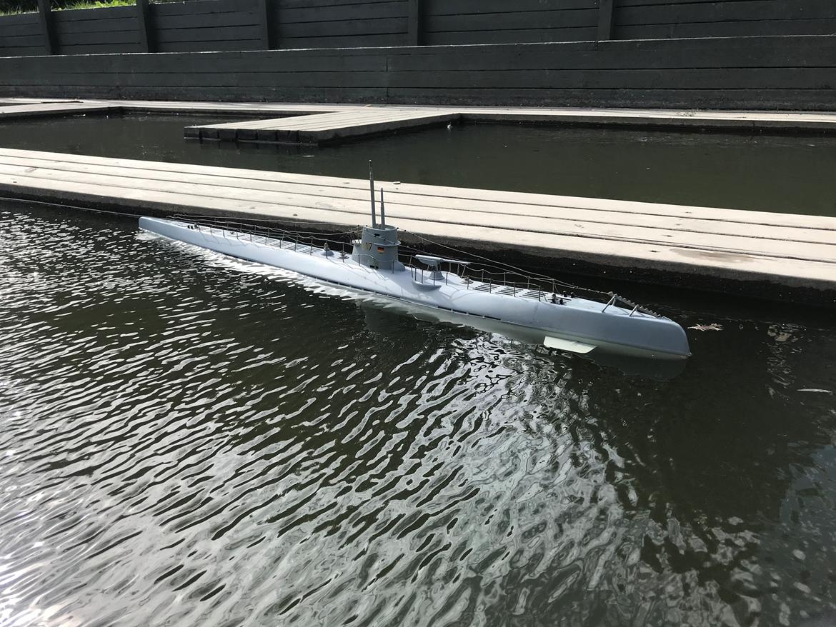 Båd U25 (U17) [Tidl. RC-enhed] billede 2