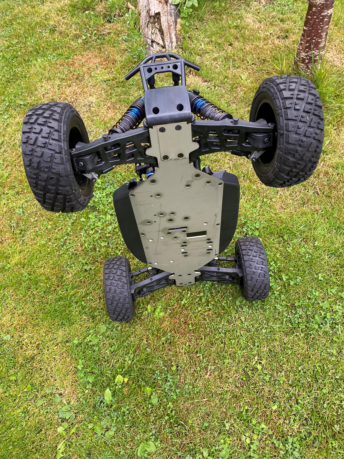 Buggy Nomad DB8 Team Associated billede 11