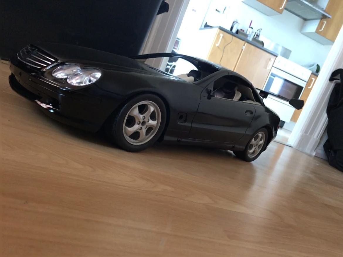 Bil Mercedes-Benz SL650 AMG billede 2