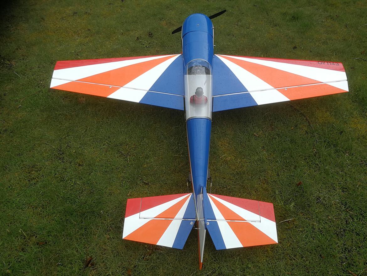 Fly YAK 54 billede 9