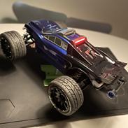 Bil Traxxas Rustler 4x4 VXL