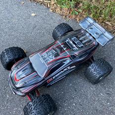 Bil Traxxas e-revo 1/16