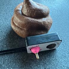 Off-Roader Størrelse 1/1 fjernstyret hundelort 