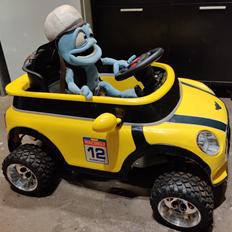 Bil CARSON Crazy Frog's Mini Cooper Cabriolet 1/5