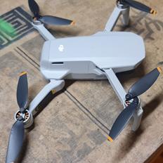 Multirotor DJI Mini 2