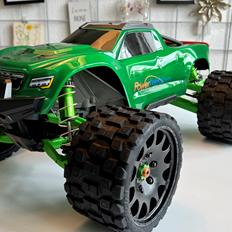 Bil Traxxas Maxx V2 6s