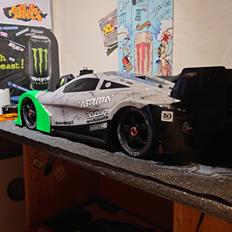Bil Arrma Limitless V1 MMX 8s Bitty Seven 65