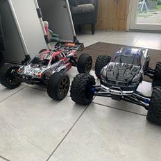 Truck Traxxas Revo 3.3
