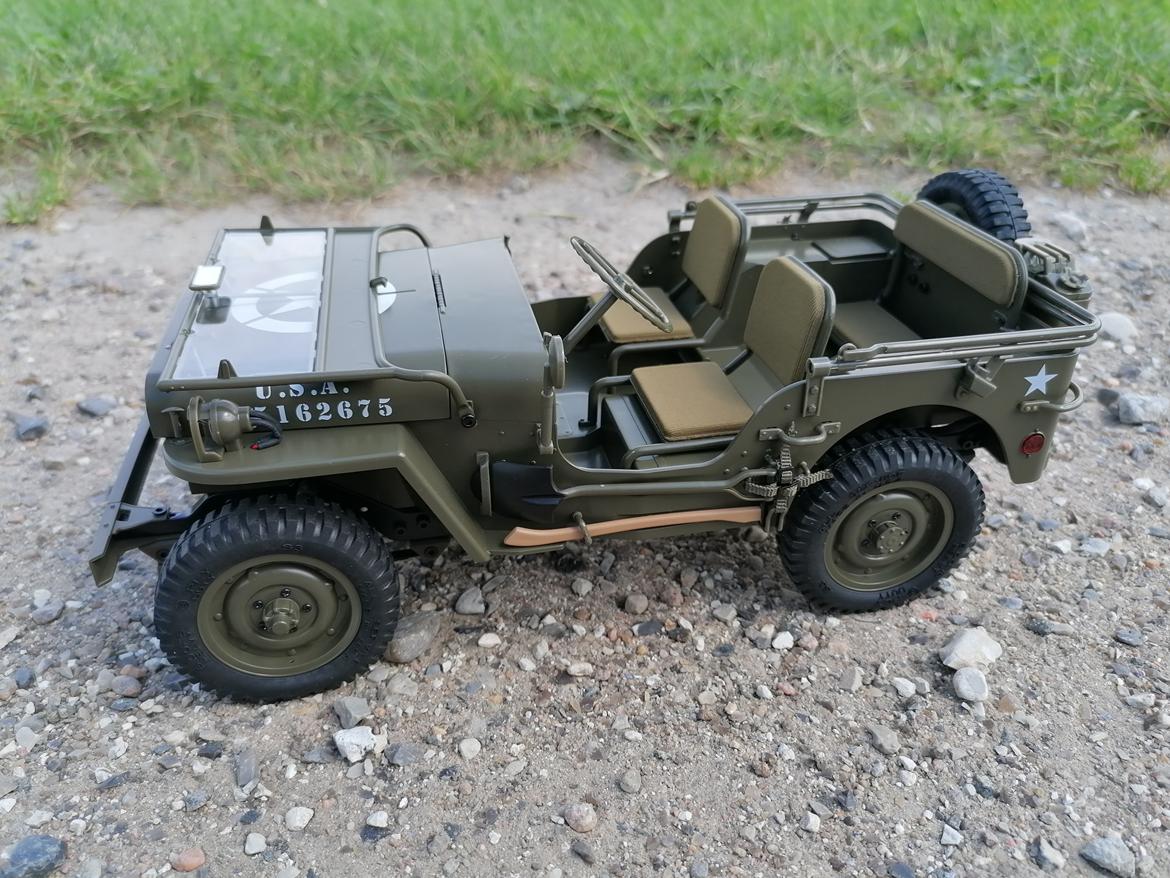 Militær Medic Jeep 1/12 (Solgt)  billede 18