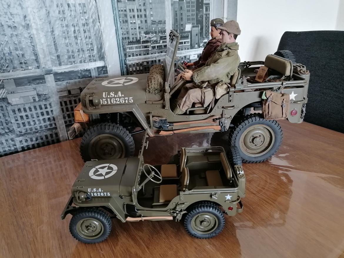 Militær Medic Jeep 1/12 (Solgt)  billede 19
