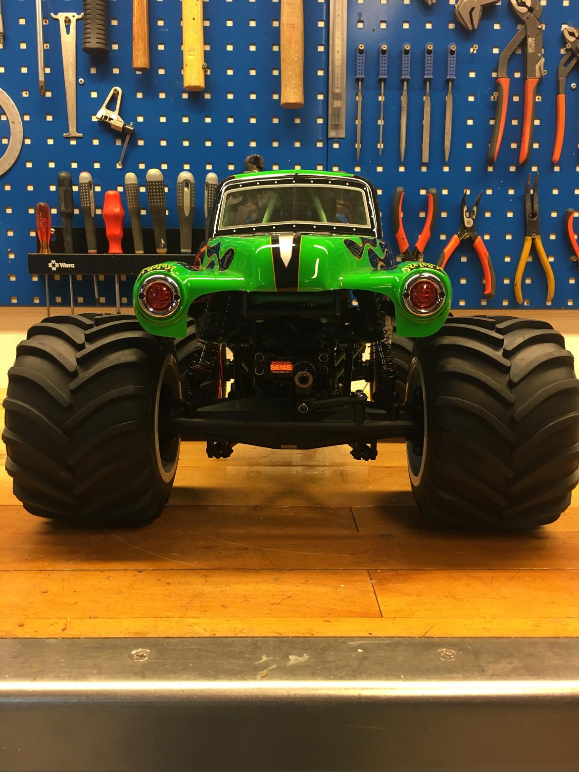 Truck Losi LMT Grave Digger billede 2