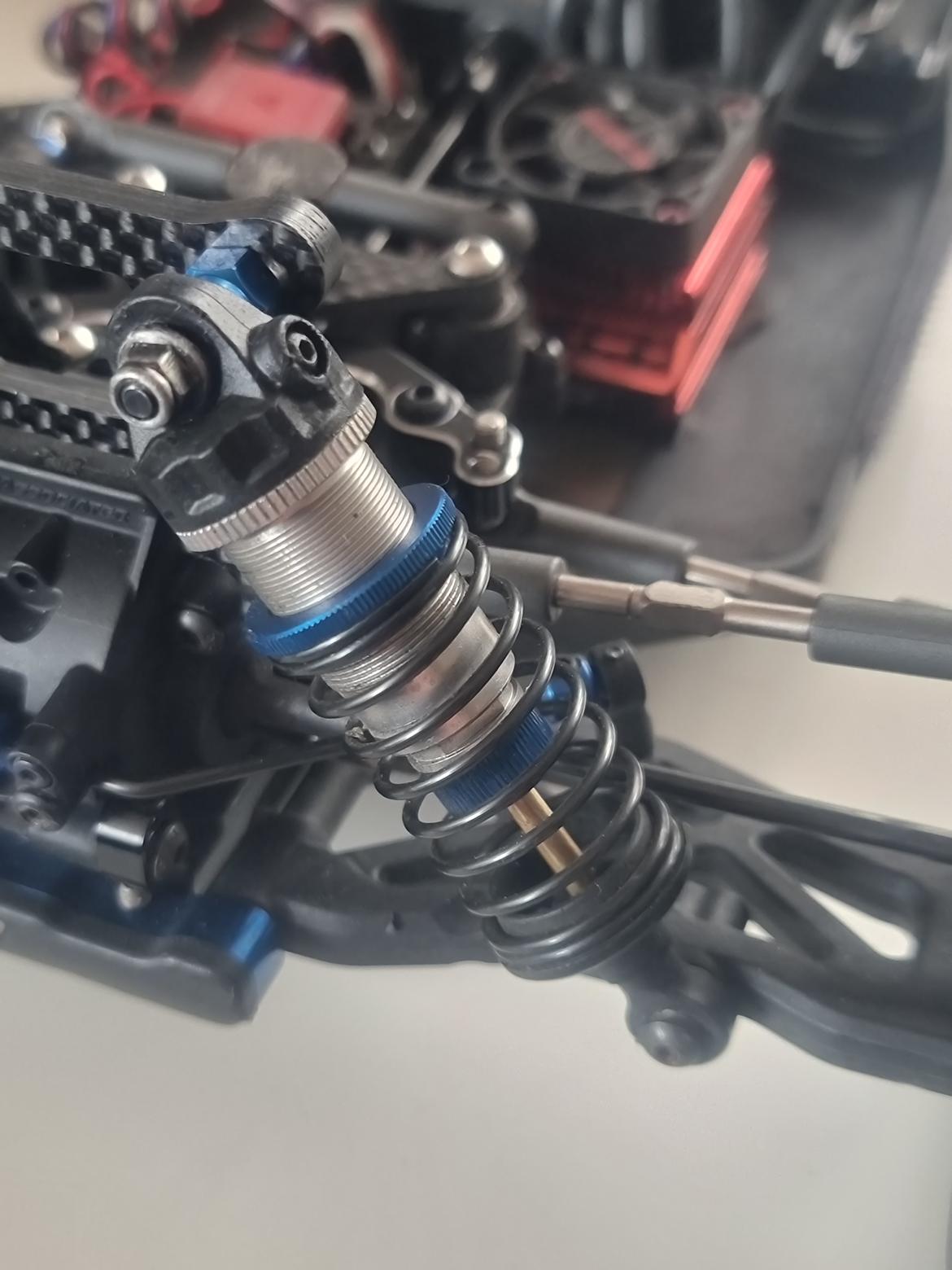 Off-Roader Team associated B74 billede 4