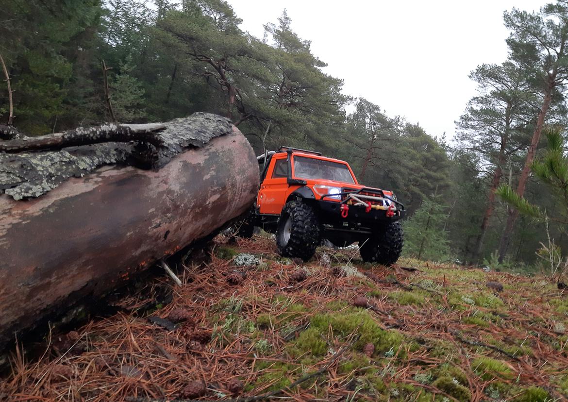 Off-Roader Axial Scx 10 billede 1