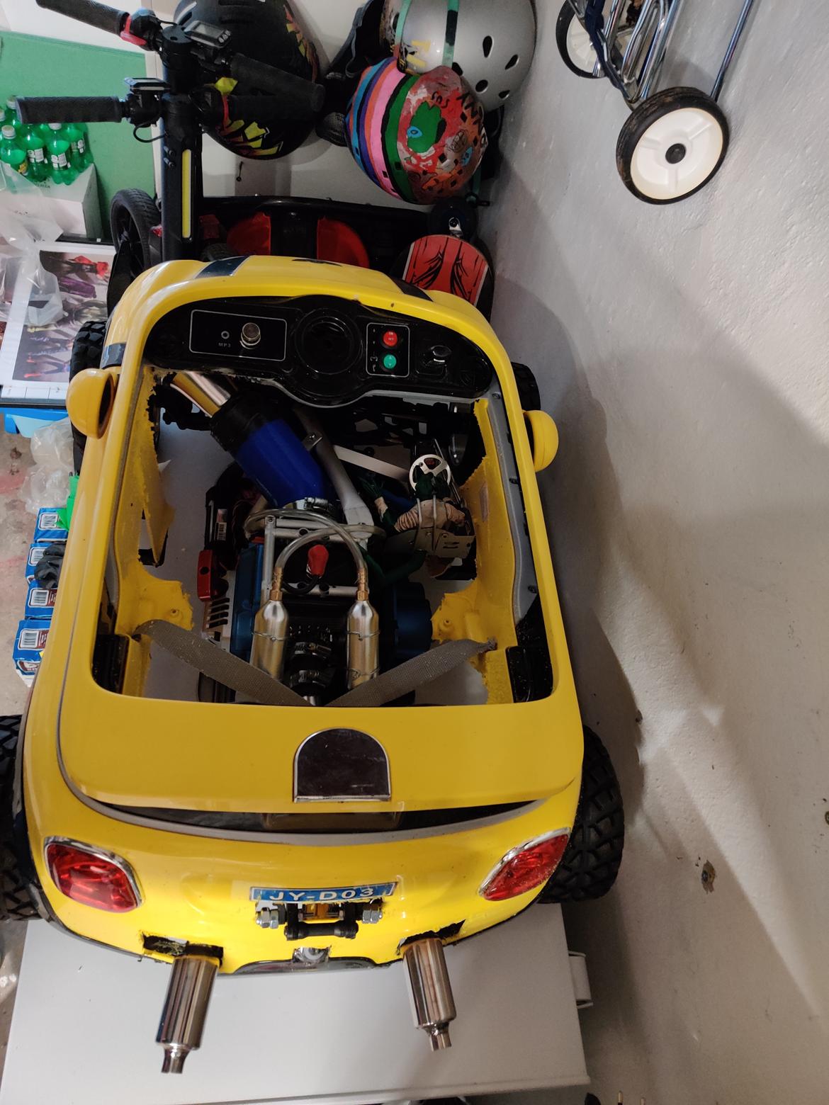 Bil CARSON Crazy Frog's Mini Cooper Cabriolet 1/5 billede 10
