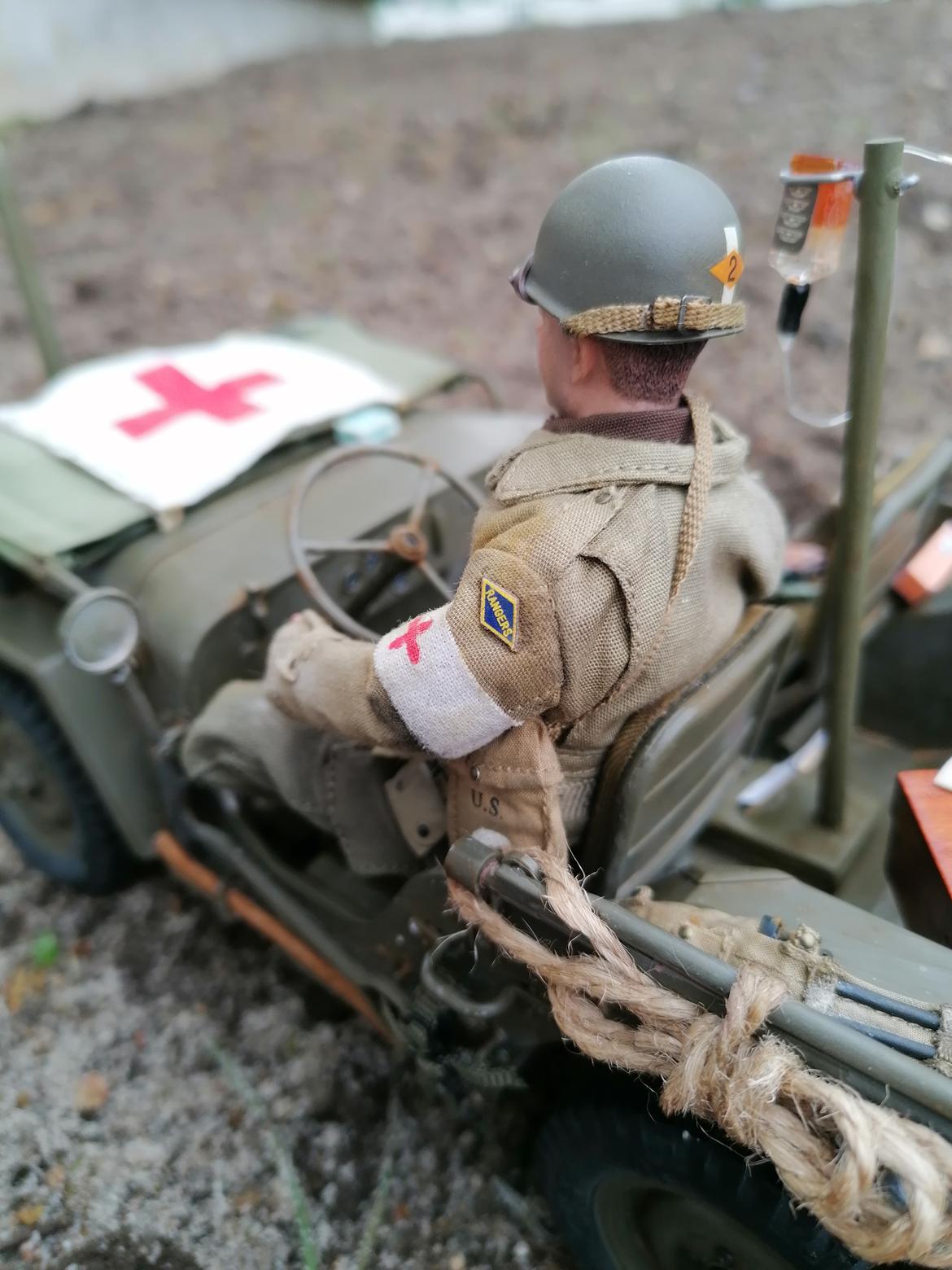 Militær Medic Jeep 1/12 (Solgt)  billede 27