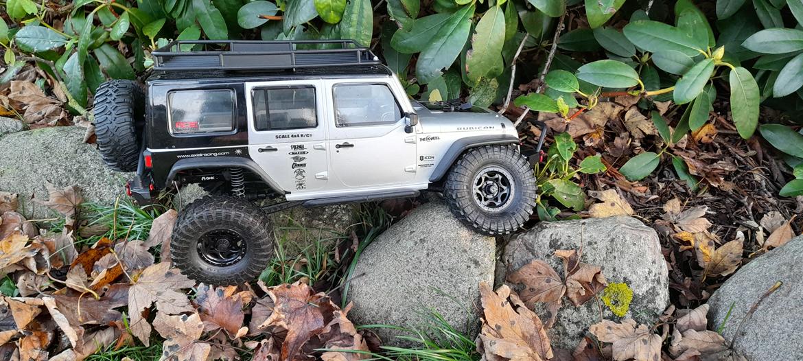 Off-Roader axial scx10 Jeep wrangler rubicon *Solgt* billede 6