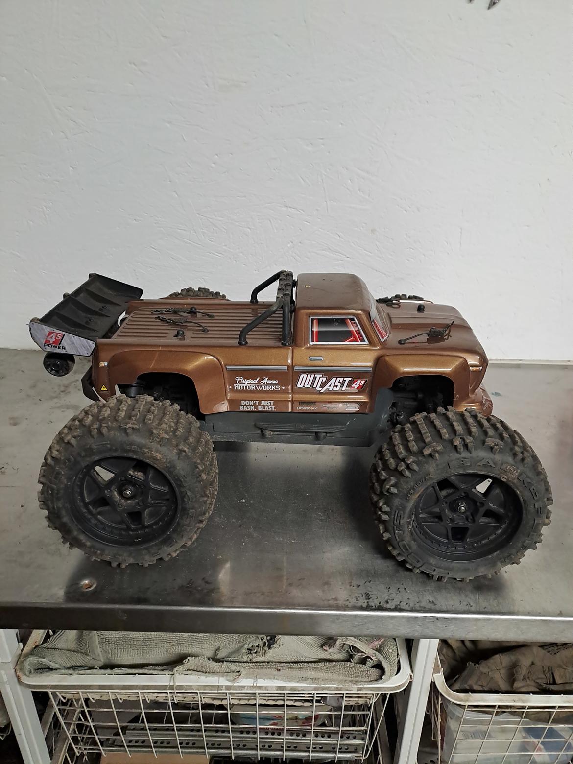 Truck Arrma Outcast 4s  billede 8