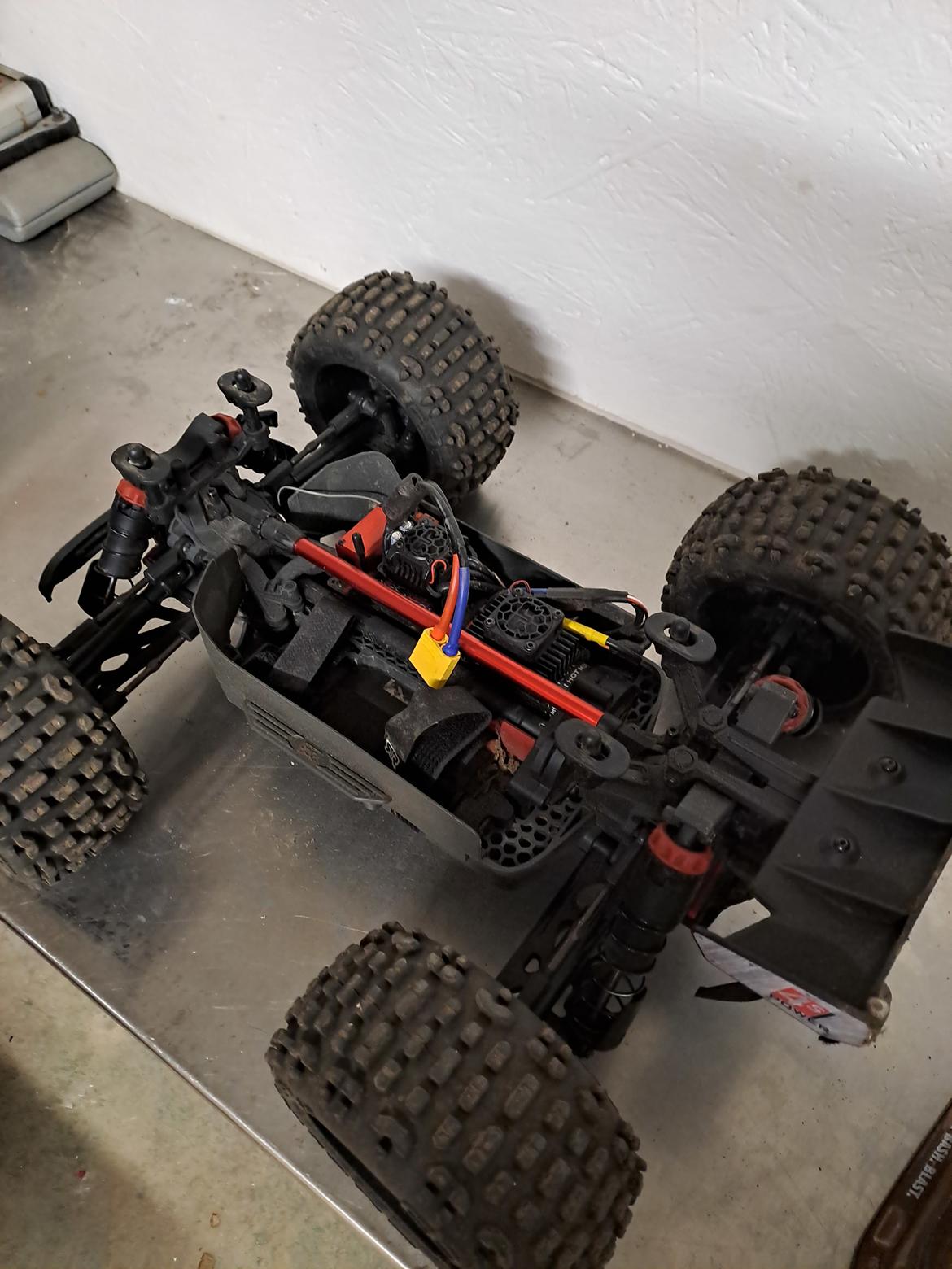 Truck Arrma Outcast 4s  billede 11