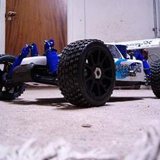 Buggy Kyosho Inferno K1 Edition