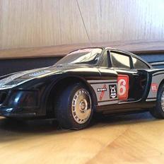 Bil Porsche 935  "LeMan" 