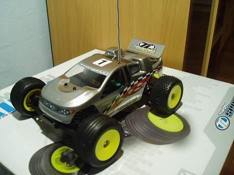 Bil Team Losi Mini-T billede 1