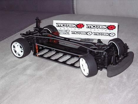 Bil XRay M-18 Motek R2 - ny Motek R2 bund lige samlet billede 14