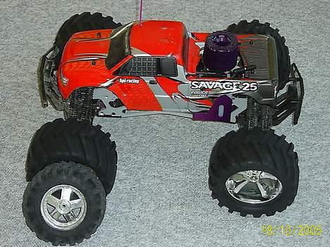 Truck Savage Truckzilla - hjulne er en lille smule støre end de gamle billede 7