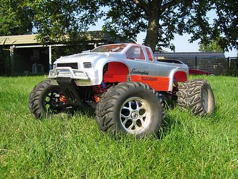 Off-Roader Mammoth GV - Godt vejr og Nitro i luften billede 2