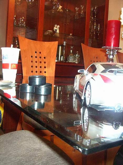 Bil Nissan 350Z *DøD* - bag fra igen med drifting tires ved siden af! billede 3